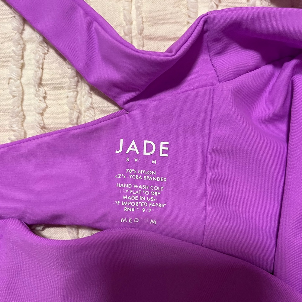 Jade swim